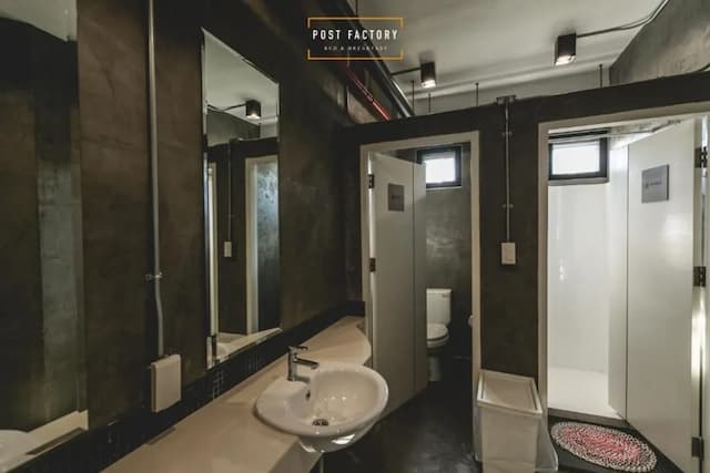Post Factory Bed & Breakfast Sathorn Hostel - Adults Only-2 Bed in 10-Bed Dormitory Room-6