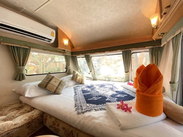 Beach House Camp-Superior Room-15