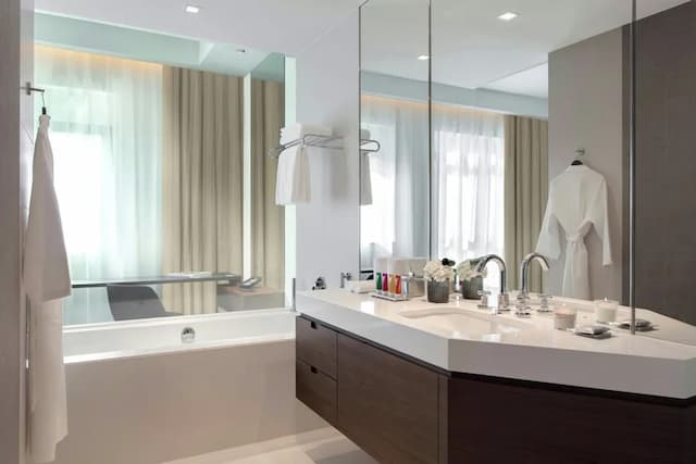 傳承飯店 - 傲途格精選飯店-豪華客房, 1 張特大雙人床 (View)-7