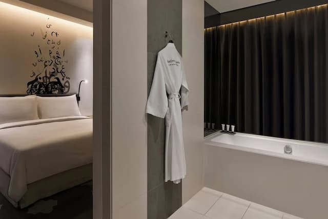 傳承飯店 - 傲途格精選飯店-豪華客房, 1 張特大雙人床, 城市景觀-1