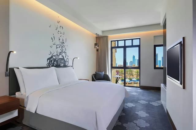 傳承飯店 - 傲途格精選飯店-豪華客房, 1 張特大雙人床, 泳池景觀, 池畔-1