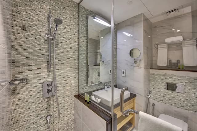 메트로폴리탄 호텔 두바이-Deluxe Room - Complimentary Shuttle Bus to Beach & Mall of the Emirates-17