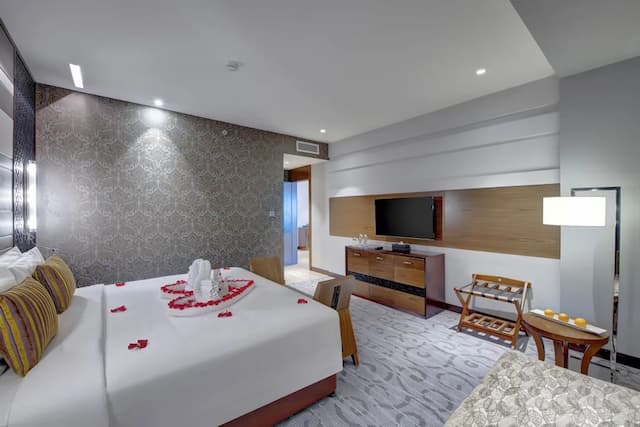 메트로폴리탄 호텔 두바이-Deluxe Suite - Complimentary Shuttle Bus to Beach & Mall of the Emirates-6