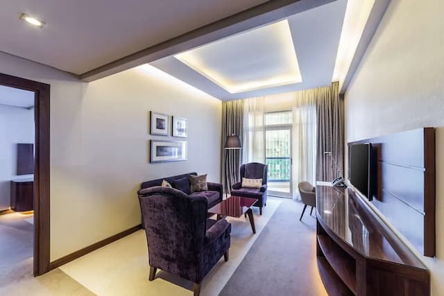 래디슨 블루 호텔 두바이 워터프론트-주니어 스위트 (Lounge Access)-3