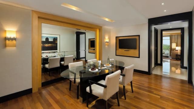 凱賓斯基酋長國購物廣場飯店-套房, 邊間-3