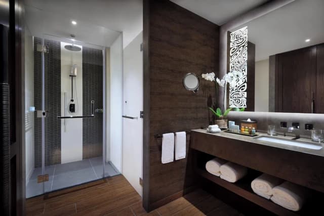 Lapita, Dubai Parks and Resorts, Autograph Collection-Deluxe Room, 1 King Bed, Balcony, River View-10