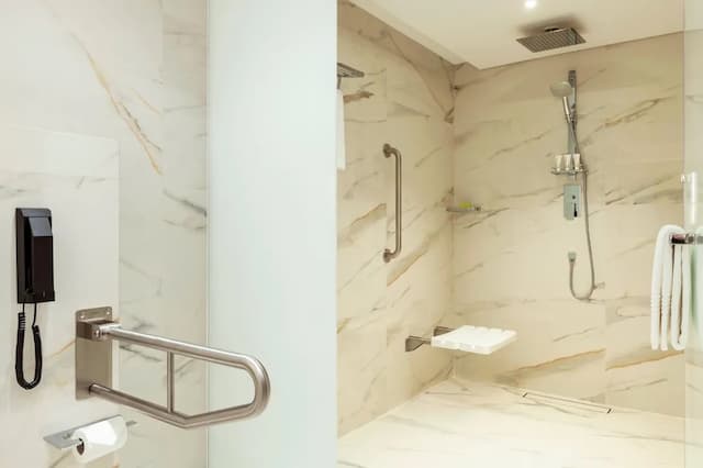 Le Meridien Dubai Hotel & Conference Centre-华丽客房, 1 张大床, 花园景观-5