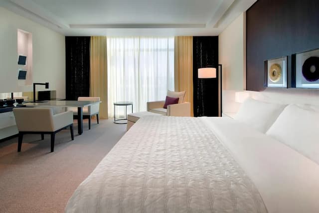 Le Meridien Dubai Hotel & Conference Centre-皇家客房, 1 张双人床-1
