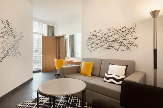 트립 바이 윈덤 두바이-Tryp One-Bedroom Suite with Soluna Beach Club Access-1