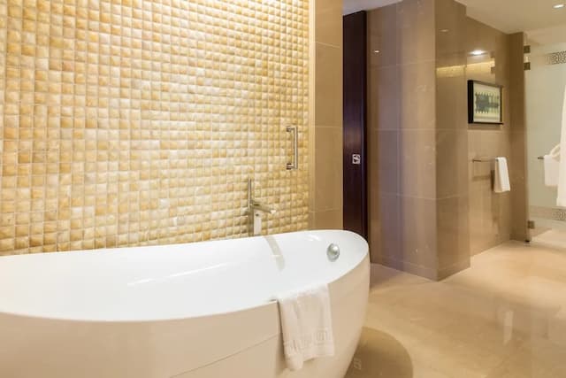 더 리츠-칼튼, 두바이-스위트, 킹사이즈침대 1개, 정원 전망 (Balcony)-5