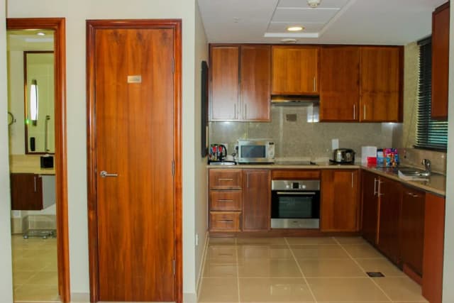 ラマダ バイ ウィンダム ダウンタウン ドバイ-プレミアム スタジオスイート シングルベッド 2 台-5