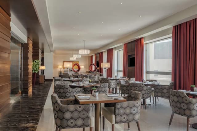 스위소텔 알 구르에어-Swiss, 이그제큐티브룸, 킹사이즈침대 1개-6