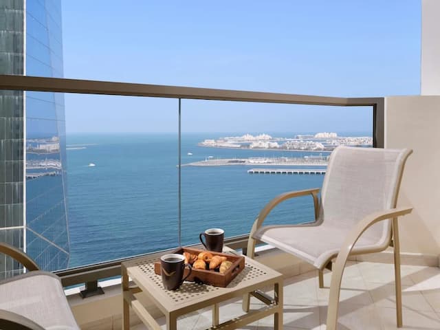 뫼벤픽 호텔 주메이라 비치-패밀리 스위트, 킹사이즈침대 1개, 발코니, 부분 바다 전망-4