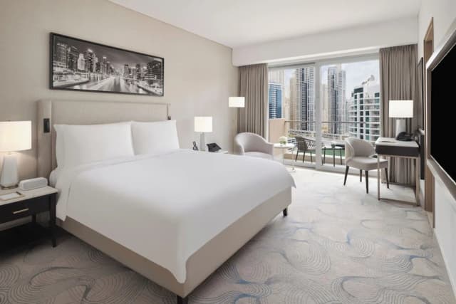 JW Marriott Hotel Marina-Deluxe Room, Balcony, Marina View (Balcony)-1