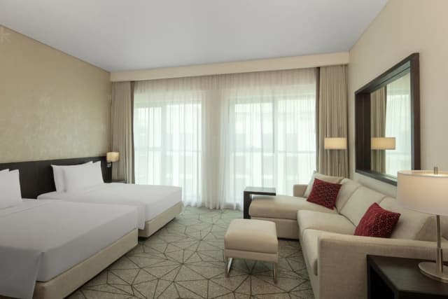 杜拜卓美亞凱悅嘉軒酒店-客房, 泳池景 (2 Twin Beds and 1 Sofabed)-3