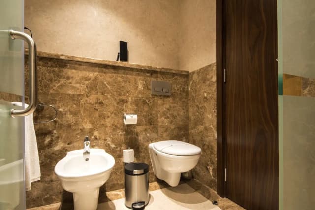 골든 튤립 미디어 호텔-이그제큐티브 스위트, 킹사이즈침대 1개-8