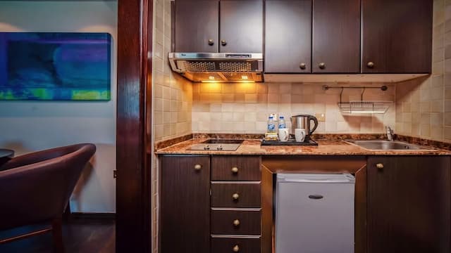 First Central Hotel Suites-行政开间, 1 张特大床-8