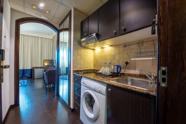 First Central Hotel Suites-行政开间, 1 张特大床-6