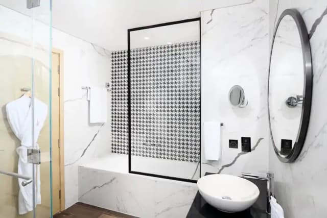 巴薩千禧飯店-行政公寓, 1 張特大雙人床-7