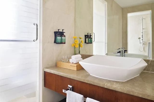 ヴォコ ドバイ by IHG-プレミアム ルーム キングベッド 1 台-4