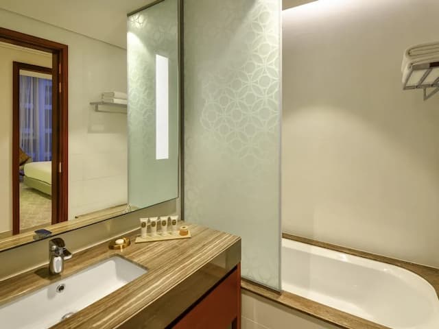 杜拜城美居大酒店-Suite (Grosvenor) with Free Airport Transfer & Shuttle to La Mer & Malls-3