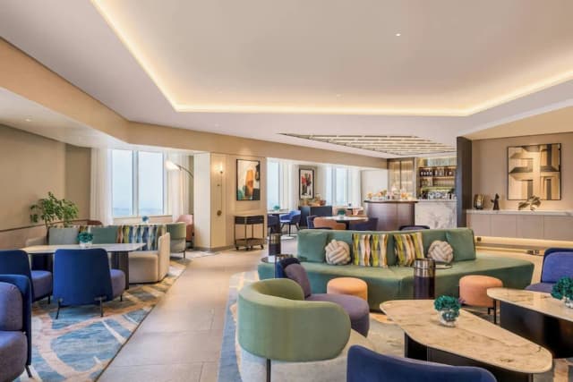 쉐라톤 몰 오브 더 에미레이츠 호텔, 두바이-그랜드 스위트, 침실 1개-7