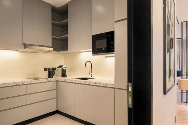 쉐라톤 몰 오브 더 에미레이츠 호텔, 두바이-프레지덴셜 스위트, 침실 1개-1