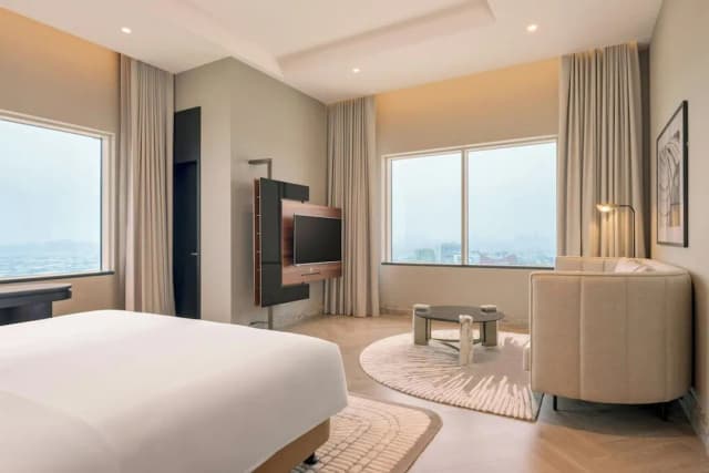 쉐라톤 몰 오브 더 에미레이츠 호텔, 두바이-프레지덴셜 스위트, 침실 1개-13