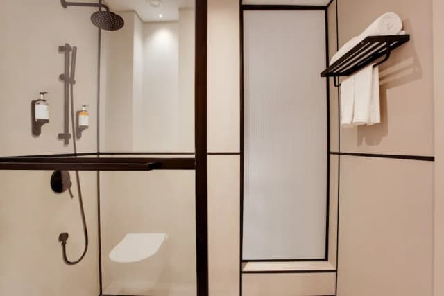 레몬 트리 호텔 주메이라 두바이-슈피리어룸-9