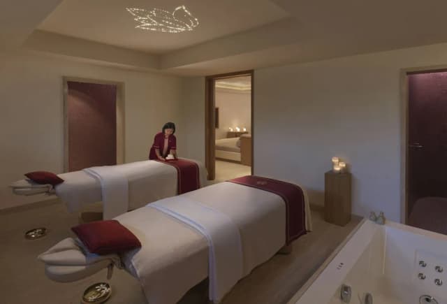 ラッフルズ ザ パーム-Raffles ロイヤル ヴィラ 4 ベッドルーム-3