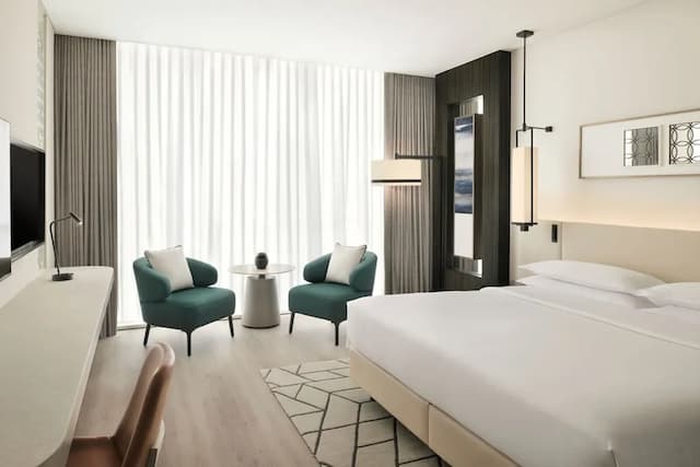 쉐라톤 그랜드 호텔, 두바이-룸, 킹사이즈침대 1개, 시내 전망-3