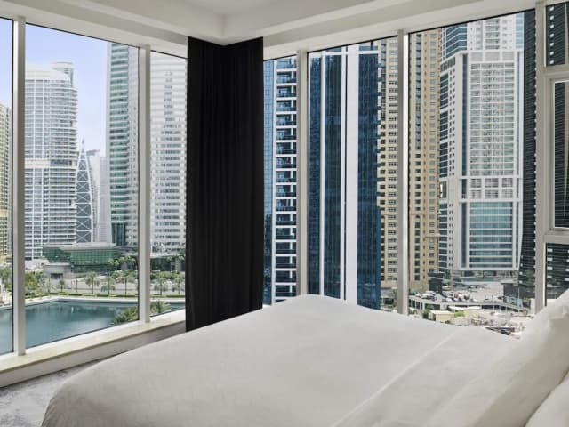 뫼벤픽 호텔 주메이라 레이크 타워스-프리미엄 스위트, 킹사이즈침대 1개 (Free Beach Access)-1