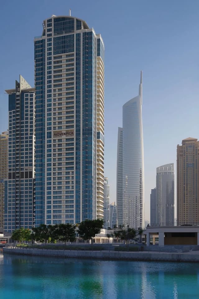 뫼벤픽 호텔 주메이라 레이크 타워스-슈피리어룸, 킹사이즈침대 1개, 호수 전망 (Free Beach Access)-2