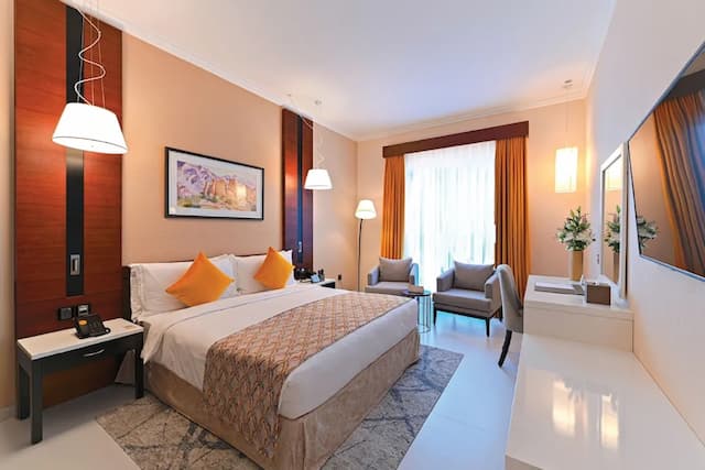 아스마 호텔-Deluxe King Room-1