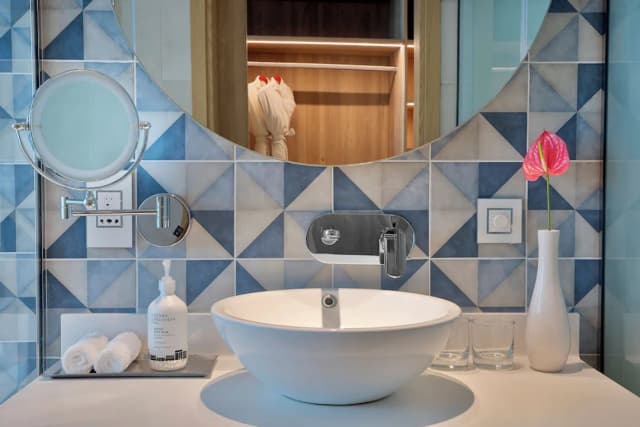 杜拜 The Palm NH Collection 酒店-Premium Sea View Room with Balcony, Beach & Rooftop Infinity Pool Access,Shuttle to Mall Of Emirates-5