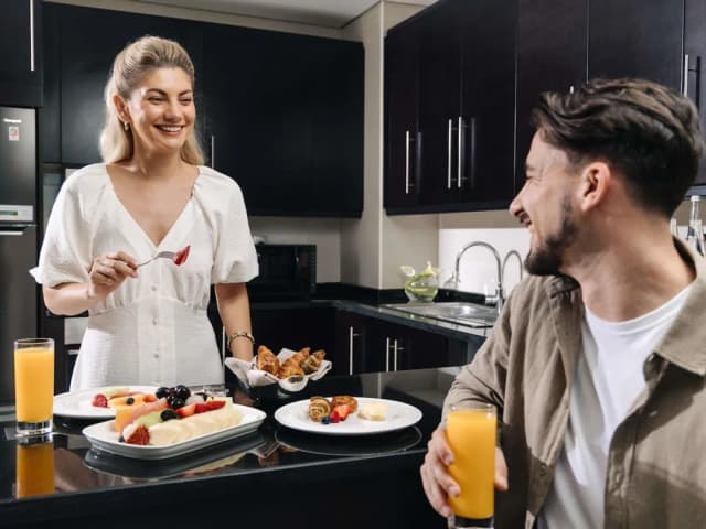 풀먼 두바이 주메이라 레이크 타워 호텔 & 레지던스-이그제큐티브룸, 킹사이즈침대 1개-6