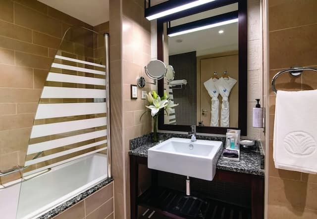 アムワジ ロタナ ジュメイラ ビーチ - ドバイ-ルーム キングベッド 1 台 バルコニー シービュー (Ain Dubai)-5