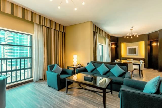 타임 오크 호텔 & 스위트-Executive Suite Three Bedroom-17