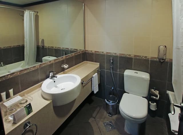 타임 오크 호텔 & 스위트-Executive Suite Three Bedrooms With Maid's Room-5