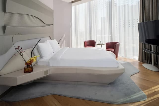 我的杜拜美利亞酒店-Beyond ME + Suite with Burj Khalifa View and Jacuzzi-3