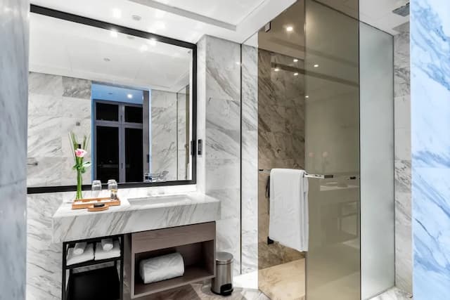 タージ ジュメイラ レイクス タワーズ-クラブ ルーム キングベッド 1 台 バルコニー-5