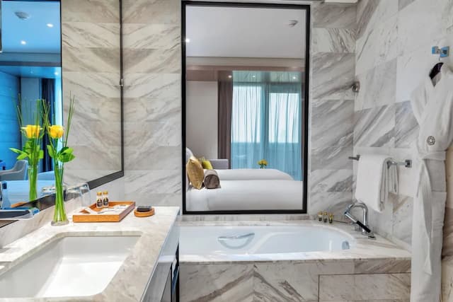 タージ ジュメイラ レイクス タワーズ-クラブ ルーム キングベッド 1 台-7