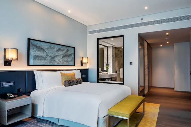 タージ ジュメイラ レイクス タワーズ-クラブ ルーム キングベッド 1 台-2