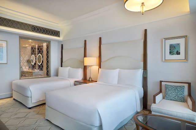 Waldorf Astoria Dubai Palm Jumeirah-Palm Sea View Two Queen Deluxe Room-3