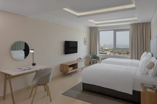 Staybridge Suites Dubai Internet City, an IHG Hotel-Suite, 1 Bedroom, Kitchen, Sea View-7