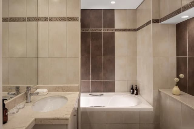 ステイブリッジ スイーツ ドバイ インターネット シティ  IHG ホテル-スイート 1 ベッドルーム キッチン シティビュー-10