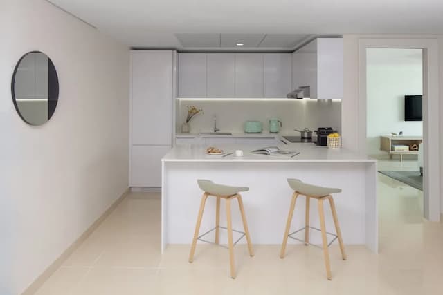 Staybridge Suites Dubai Internet City, an IHG Hotel-Suite, 1 Bedroom, Kitchen, Sea View (High Floor)-6