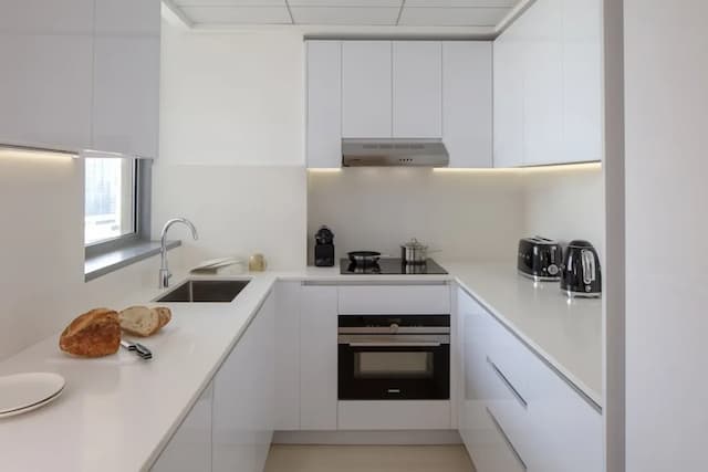 Staybridge Suites Dubai Internet City, an IHG Hotel-Suite, 1 Bedroom, Kitchen, Sea View (High Floor)-7