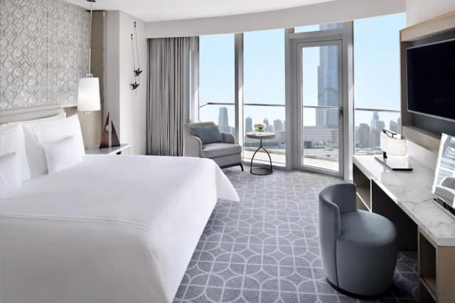 Kempinski Central Avenue Dubai-Club Room, 1 King Bed, City View (Premier Club Room King)-1