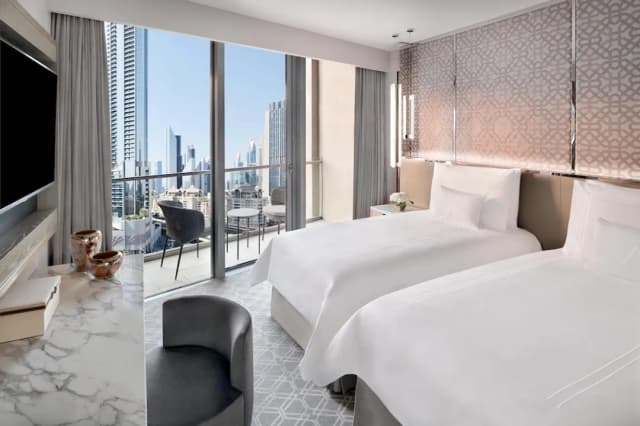 Kempinski Central Avenue Dubai-Club Room, 2 Twin Beds, City View (Club Deluxe Room Twin)-4